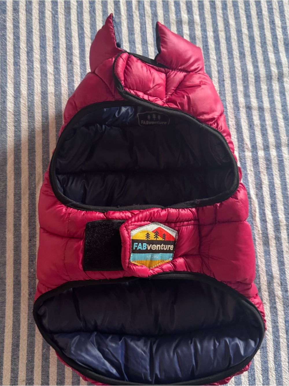 FabVenture dog puffer coat sm/med